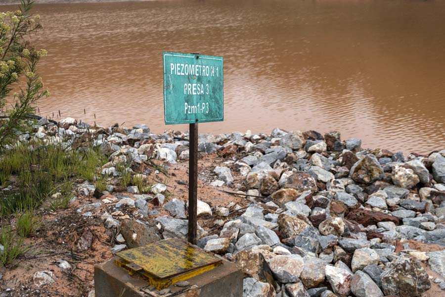 El eje del flúor:<br>Contaminación corporativa